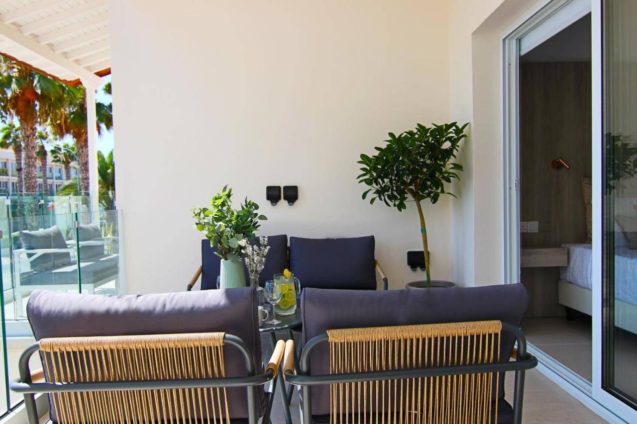 Phaedrus Living: Seaview Luxury Flat Limnaria 151 Apartment Paphos Exterior photo