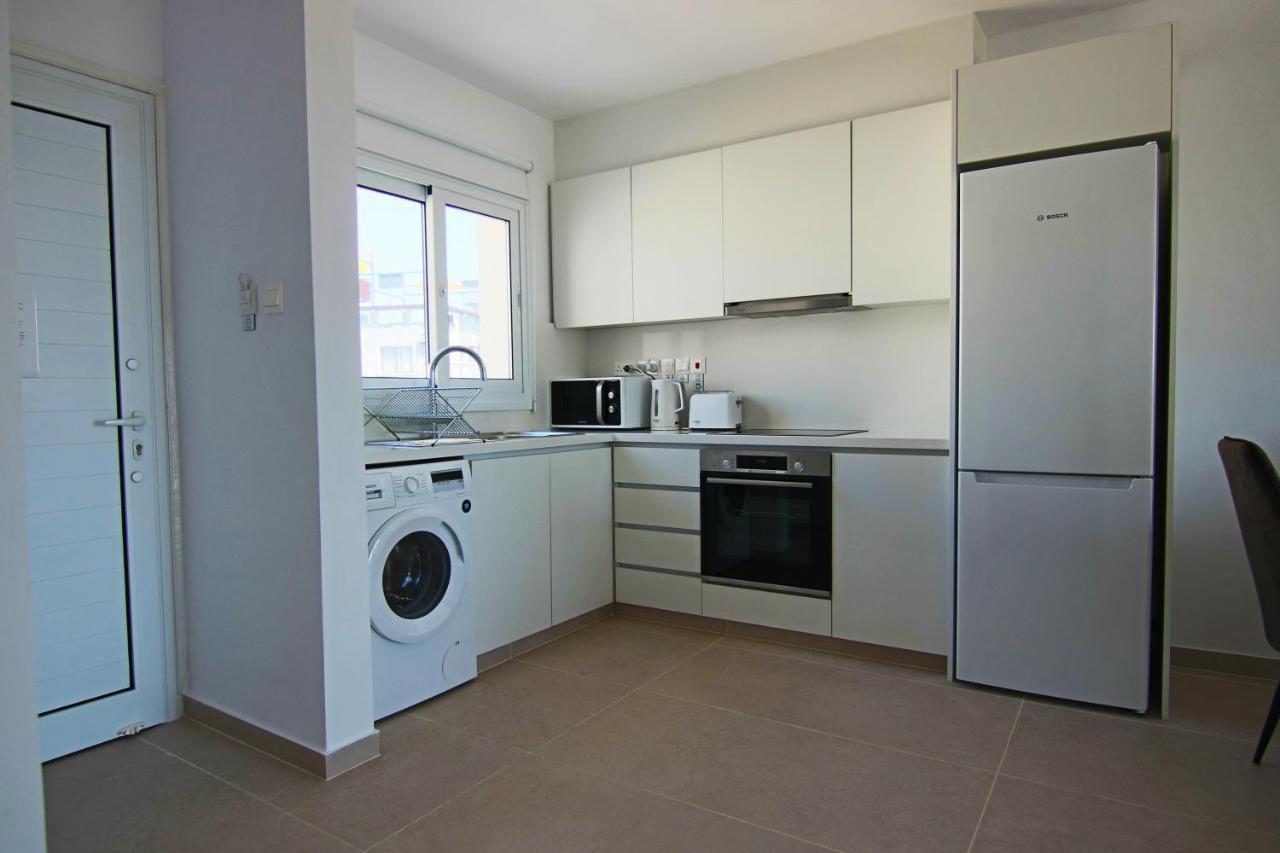 Phaedrus Living: Seaview Luxury Flat Limnaria 151 Apartment Paphos Exterior photo