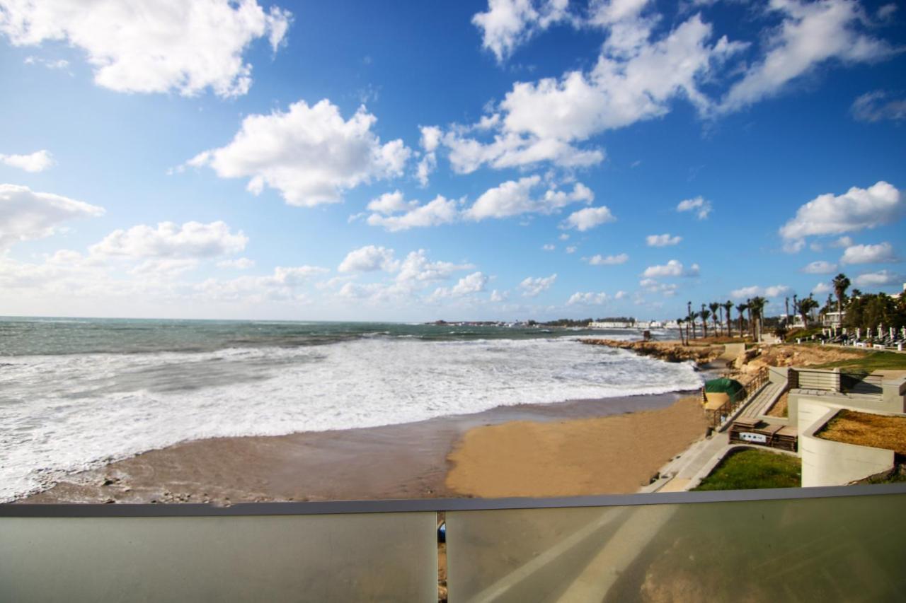 Phaedrus Living: Seaview Luxury Flat Limnaria 151 Apartment Paphos Exterior photo